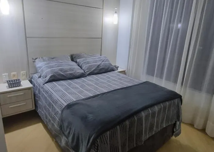 1 Quadra Da Praia E Da Roda Gigante